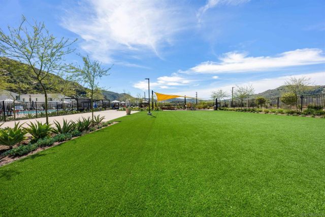 35164 Grove Trail, Fallbrook, CA 92028