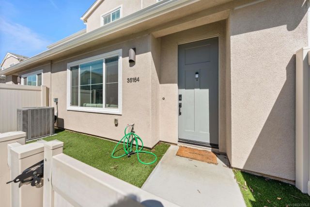 35164 Grove Trail, Fallbrook, CA 92028