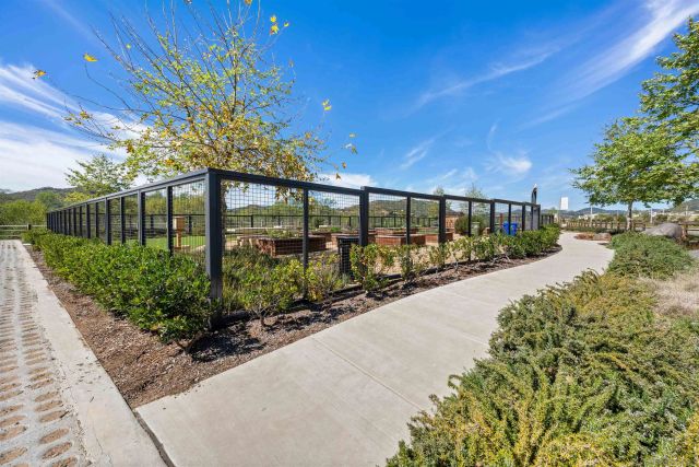 35164 Grove Trail, Fallbrook, CA 92028