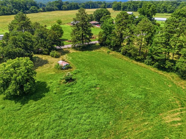 2879 E Broomtown Road, Lafayette, GA 30728
