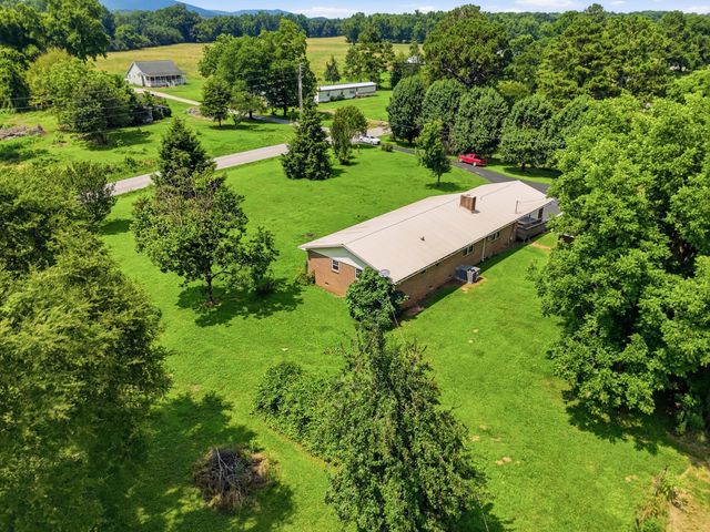 2879 E Broomtown Road, Lafayette, GA 30728