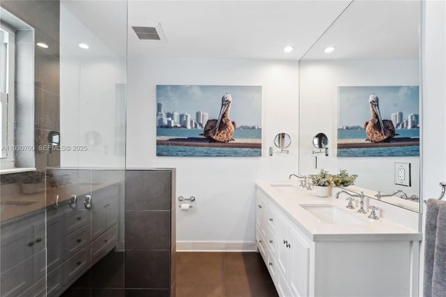 685 NE 50th Ter, Miami, FL 33137