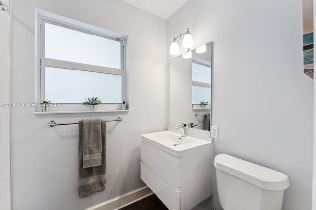 685 NE 50th Ter, Miami, FL 33137