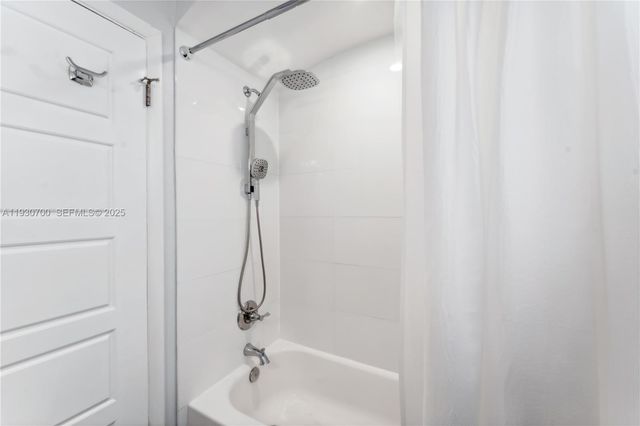 685 NE 50th Ter, Miami, FL 33137