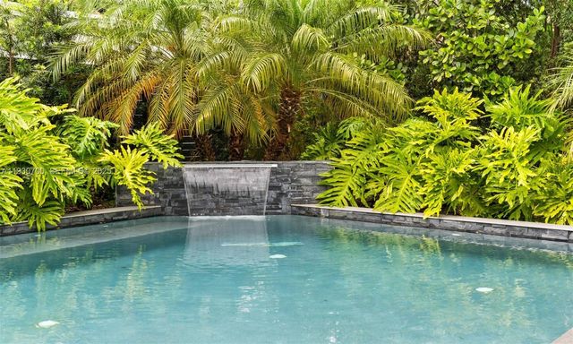 685 NE 50th Ter, Miami, FL 33137