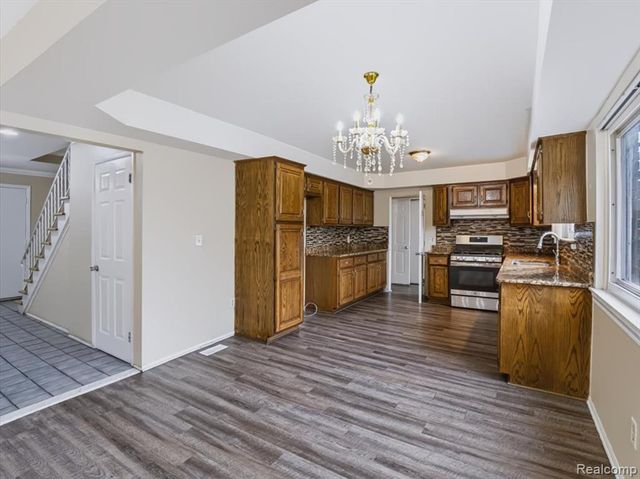 4146 Augustine Drive, Sterling Heights, MI 48310