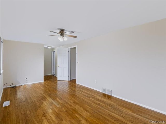 4146 Augustine Drive, Sterling Heights, MI 48310