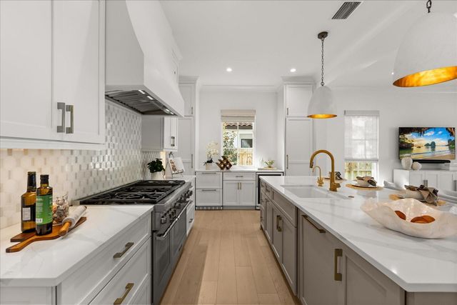 151 OAKWOOD WAY, Winter Park, FL 32789