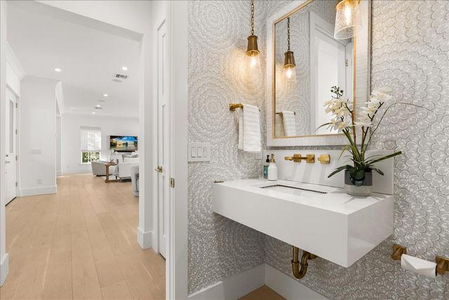 151 OAKWOOD WAY, Winter Park, FL 32789