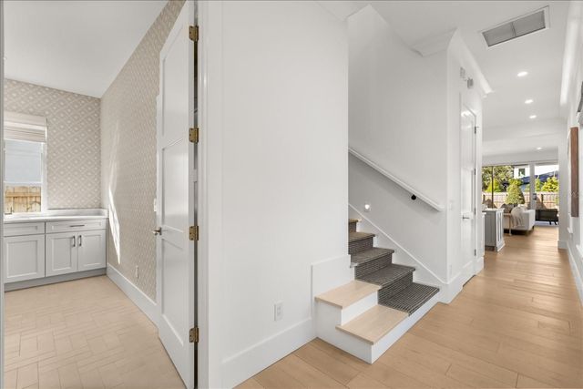 151 OAKWOOD WAY, Winter Park, FL 32789