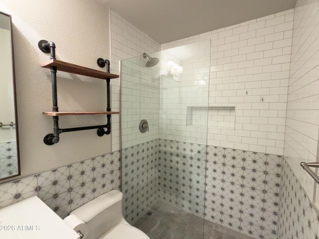 8449 E MONTEBELLO Avenue, Scottsdale, AZ 85250