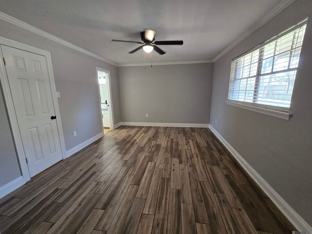 3966 Pensacola Dr, Baton Rouge, LA 70814