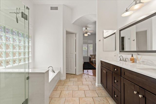 4211 E Kirkland Road, Phoenix, AZ 85050