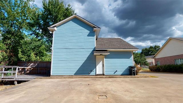 1623 Park Place, College Station, TX 77840