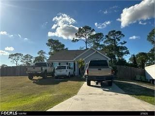 5002 Early LN, Labelle, FL 33635