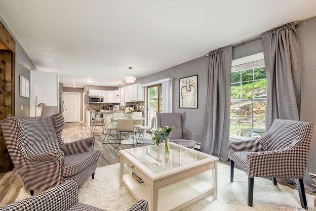 18 Tunnel Road, Roxbury, CT 06783