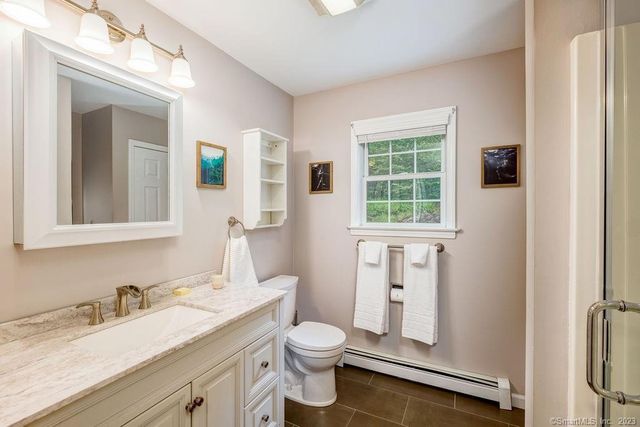 18 Tunnel Road, Roxbury, CT 06783