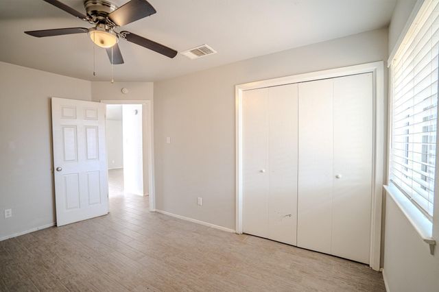11906 Sunhillow BND B, Austin, TX 78758