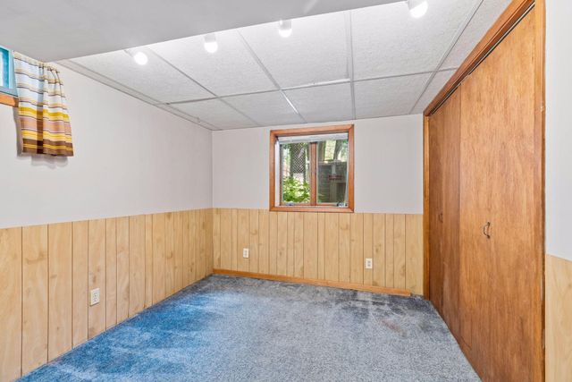 1923 Cottage Avenue E, Saint Paul, MN 55119