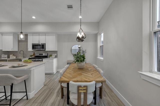 414 N Live Oak Street A, Houston, TX 77003
