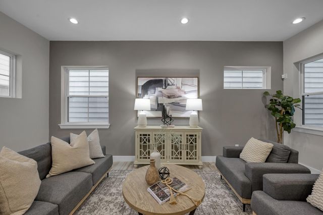 414 N Live Oak Street A, Houston, TX 77003