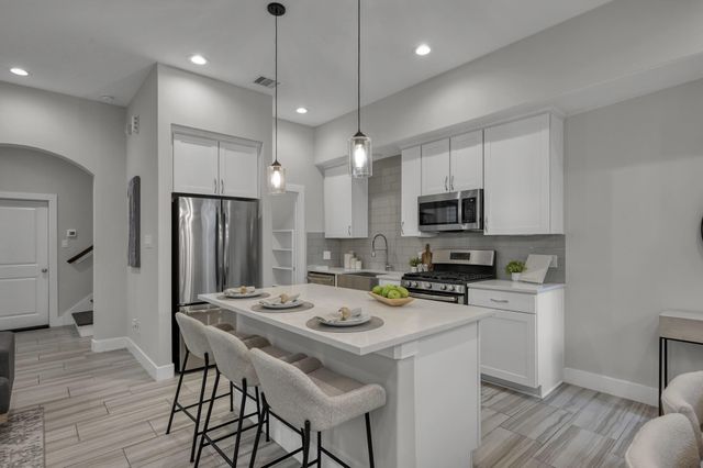 414 N Live Oak Street A, Houston, TX 77003
