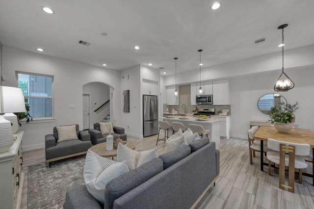 414 N Live Oak Street A, Houston, TX 77003
