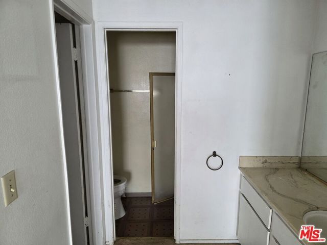 919 N Inglewood Avenue 17, Inglewood, CA 90302