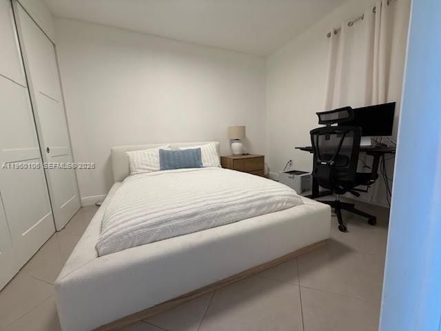 3330 NE 190th Street 1815, Aventura, FL 33180
