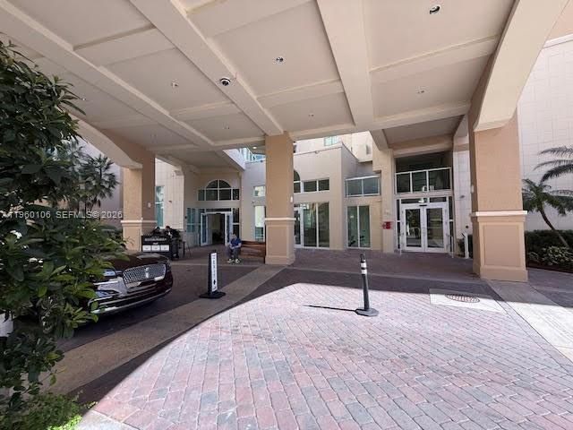 3330 NE 190th Street 1815, Aventura, FL 33180