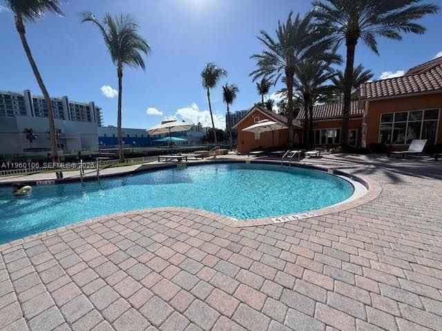 3330 NE 190th Street 1815, Aventura, FL 33180