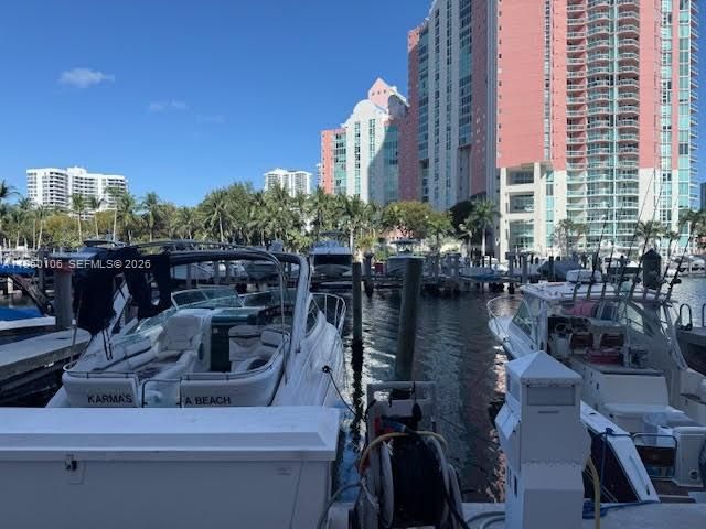 3330 NE 190th Street 1815, Aventura, FL 33180