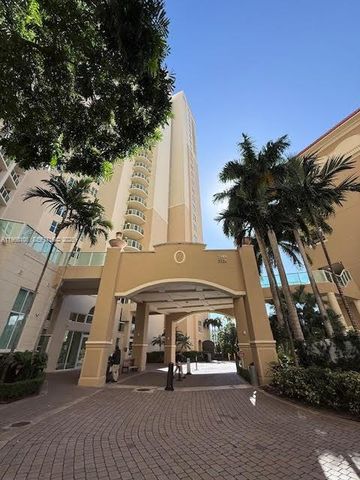 3330 NE 190th Street 1815, Aventura, FL 33180