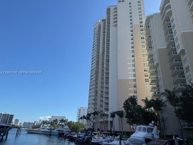3330 NE 190th Street 1815, Aventura, FL 33180