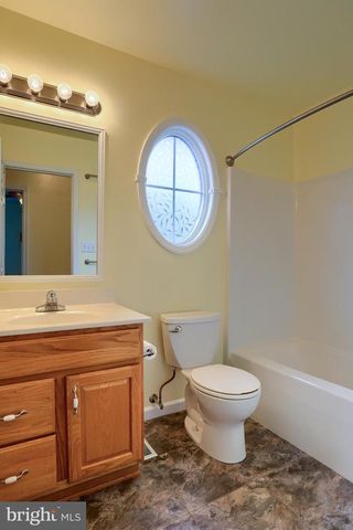 6207 CHATHAM GLENN WAY, Harrisburg, PA 17111