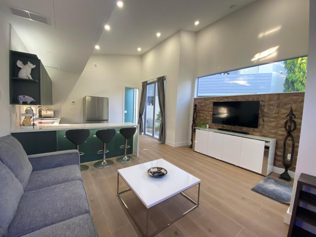 1304 SW 9th Street, Fort Lauderdale, FL 33312
