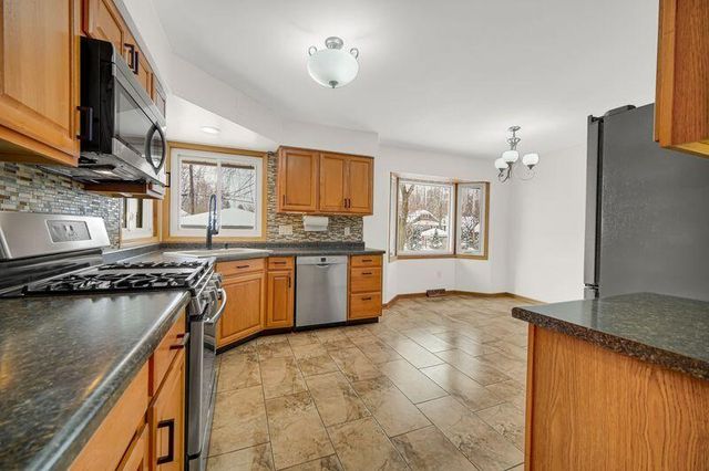 8224 Beech Avenue, Munster, IN 46321