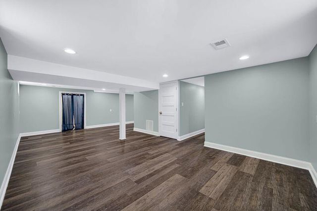 8224 Beech Avenue, Munster, IN 46321