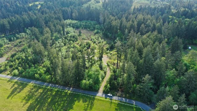 8511 Schirm Road NW, Olympia, WA 98502