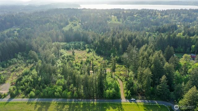 8511 Schirm Road NW, Olympia, WA 98502