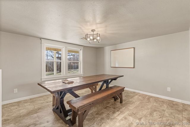 17252 S 178th West Avenue, Kellyville, OK 74039