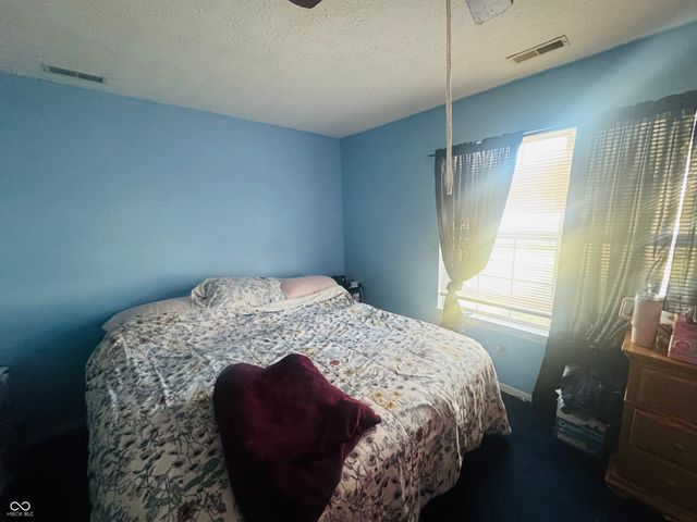 2619 Cooper Pointe Circle, Indianapolis, IN 46268