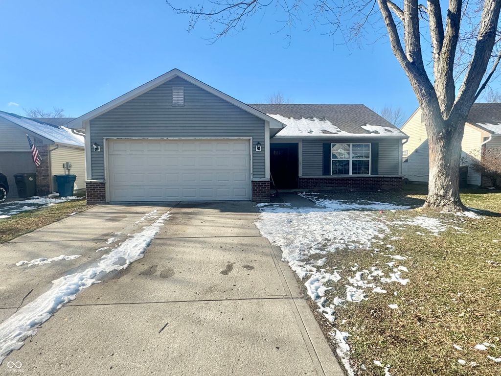 2619 Cooper Pointe Circle, Indianapolis, IN 46268