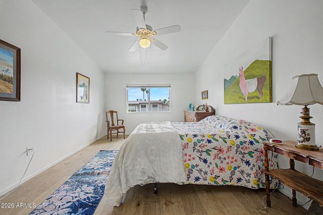 10807 N FAIRWAY Court W 212, Sun City, AZ 85351