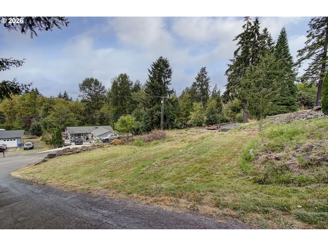 506 HAUSSLER Rd, Kelso, WA 98626