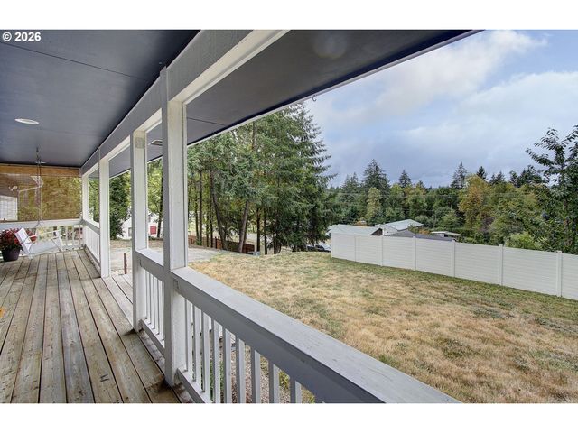 506 HAUSSLER Rd, Kelso, WA 98626