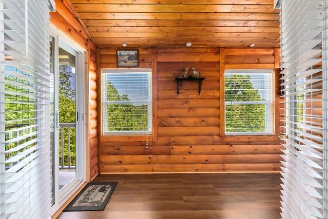 284 Deerfield Drive, Murphy, NC 28906