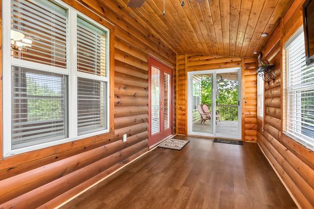 284 Deerfield Drive, Murphy, NC 28906