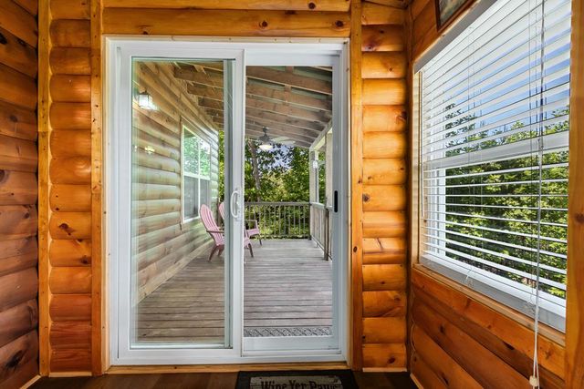284 Deerfield Drive, Murphy, NC 28906
