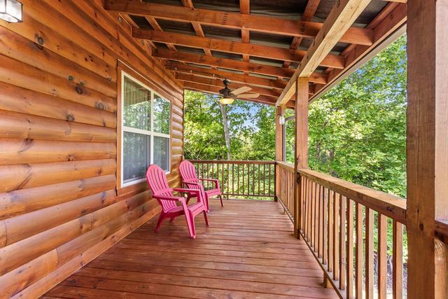 284 Deerfield Drive, Murphy, NC 28906